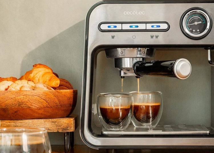 Ekspres Kolbowy Power Espresso 20 Square Pro Cecotec